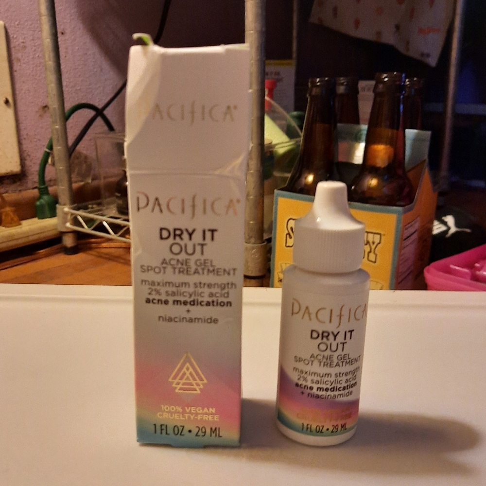 🆑️ 5/$30 Dry It Out Acne Spot Treatment